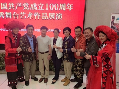 座无虚席！云南大型原创话剧《农民院士》在北京国家话剧院上演