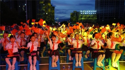 大理宾川县举办庆祝中国共产党成立100周年歌咏晚会