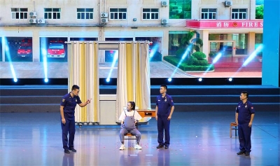 玉溪市消防救援支队庆祝中国共产党成立100周年文艺晚会在聂耳大剧院举行