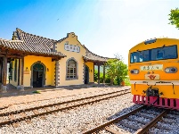图集丨建水观光小火车