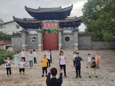 多彩暑期 研学玉溪｜新平县全面开启暑期研学之旅