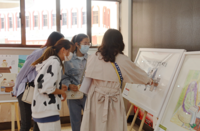 “五华区廉政家教家风漫画书法作品巡展”走进五华区青少年宫