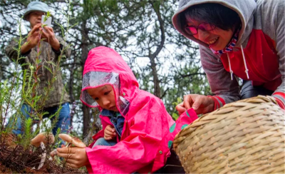 香格里拉亲子游：走进高原秘境 以自然为师  