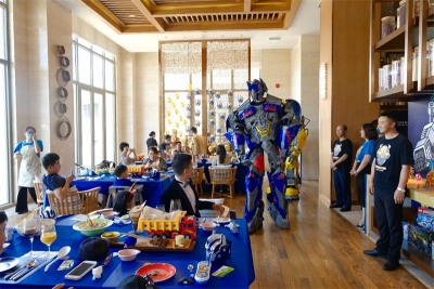  变形金刚主题快闪餐厅亮相抚仙湖希尔顿酒店