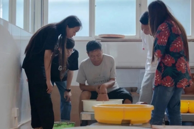 葛尚恩：身残志坚的大理白族制陶人