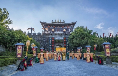 又有热播剧来云南取景啦！快快跟着新版《天龙八部》，体验云南的江湖秘境吧！