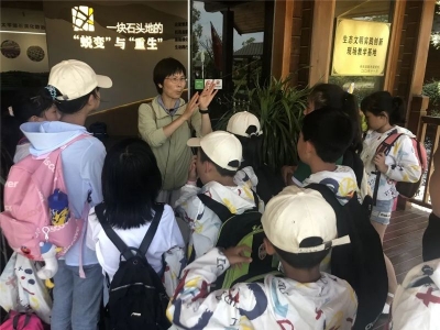 暑期研学就来弥勒太平湖　赏了美景长知识