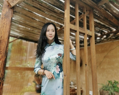 旅居大理 | 从别人家的汽车工程师到网红民宿主 她惊艳依旧
