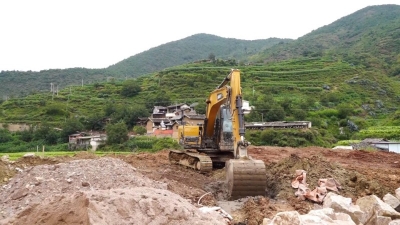 我为群众办实事丨中和镇加快推进村民小组停车场建设