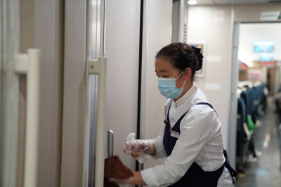 云南铁路增加运力满足学生旅客返校