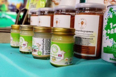 2021商洽会线上展 | 柬埔寨驻昆总领事“直播带货” 携手合作共发展