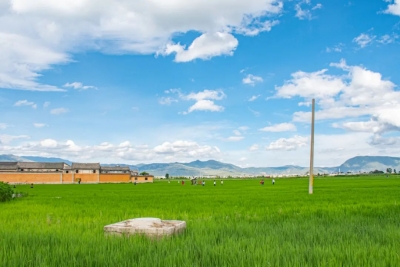 在大理的山水間閑游：逛清碧溪，徒步玉帶路，暢游天龍八部影視城！