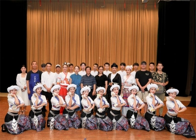 “百合花开，黄哩声声”——普洱景谷首个少数民族曲艺作品参选云南省曲艺展演