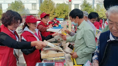 大理州鹤庆县开展2021年全国科普日活动