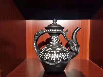 香格里拉尼西黑陶，藏族传统生活形态的缩影