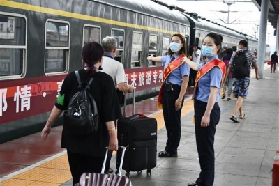 今年下半年首趟！武铁开出跨省旅游专列