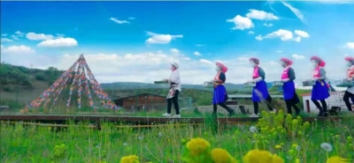 祖国好  家乡美 | 来云南迪庆赴一场狼毒花海之约