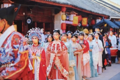 点亮云南夜游新地标 ，感受不一样的人间烟火