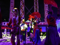 图集 | “流光溢彩夜更美”云南民族村夜游之旅