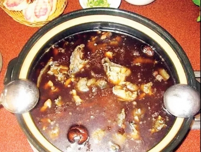 云食 | 一起品尝怒江乡野人家的美食——漆油鸡