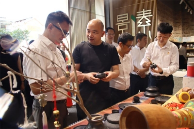 云南首个“非遗客厅”落地普洱 助力文旅融合走实走深