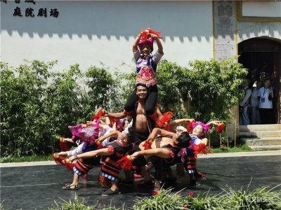 祖国好 家乡美 | 看庭院剧、赏梯田景、听海菜腔，十一红河太精彩！