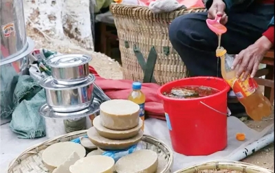 云食 | 一起品尝怒江乡野人家的美食——漆油鸡