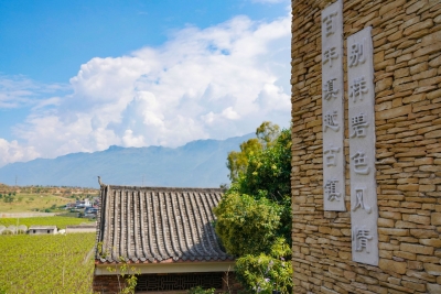 藏在碧色寨街巷的文艺，越走越浓烈