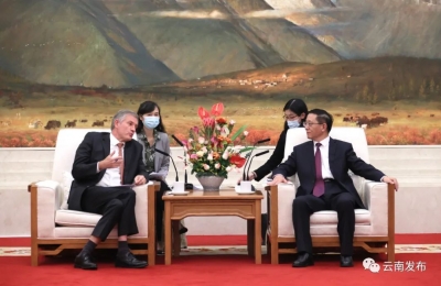 王予波会见法国驻华大使罗梁一行 共同见证普德赋大理国际度假项目签约