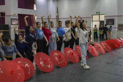 点赞！云南演艺股份有限公司编创节目惊艳亮相COP15