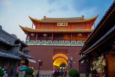 动车飞驰过 古城风已来——铁路带来巍山旅游发展新速度