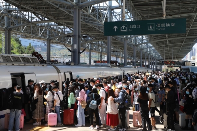 祖国好 家乡美丨云南铁路国庆发送旅客168.9万人次，丽江、大理、普者黑等地客流较大