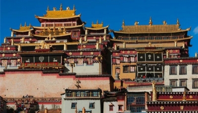 在香格里拉寻找一个藏在童话世界里的秋天