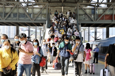 10月3日云南铁路预计发送旅客20万人次