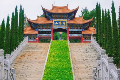 宿在红河 | 弥勒锦屏山静心雅舍：在禅意山水之间淡看花开月明