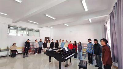 普洱市景谷县积极备战云南省第十二届民族民间歌舞乐展演