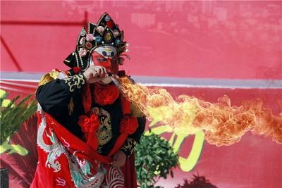 丰富百姓精神文化生活，云南省文联“文艺轻骑兵基层行”系列活动走进怒江兰坪