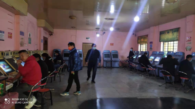 玉溪市易门县开展文化市场疫情常态化防控、消防安全和扫黑除恶专项斗争工作突击检查