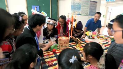 让每个春蕾女孩都有梦想的春天