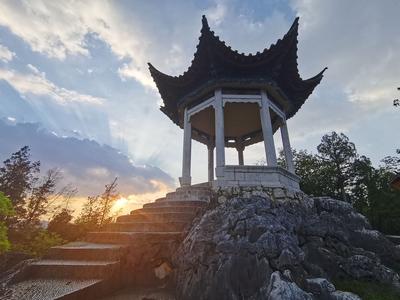第一批国家级文明旅游示范单位名单公示！昆明市石林风景区上榜