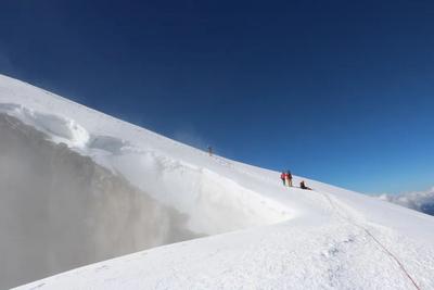 今日小雪｜走进云南雪山，同感小雪晴时不共寒