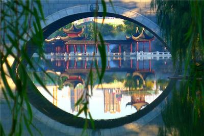 身在弥勒 疑入江南 躺在梦里的红河水乡