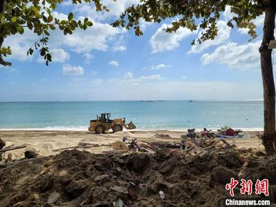 三亚标志景区大东海“封闭改造升级”