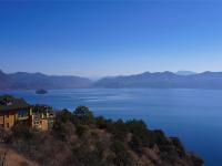  图集丨冬日里的泸沽湖 水天一色如梦如幻