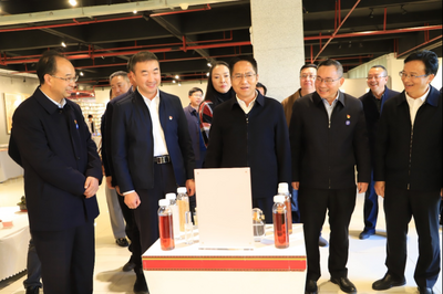 云南现代职业技术学院 楚雄技师学院传达学习张文旺州长调研讲话精神