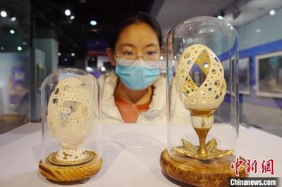 第七届丝绸之路国际艺术节艺术作品展在西安举行