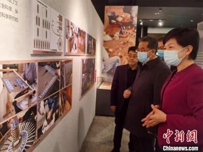 甘肃办“百年考古展”：457件文物述“寻根之旅”