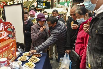云南两个百年老字号携手发布联名新品  展现滇味美食魅力
