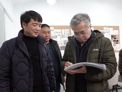 【关注】项兆伦一行到大理考察