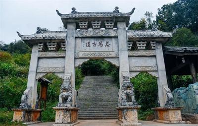 坐上火车游普洱，打卡茶马古道旅游景区，领略穿越千年的马帮文化！